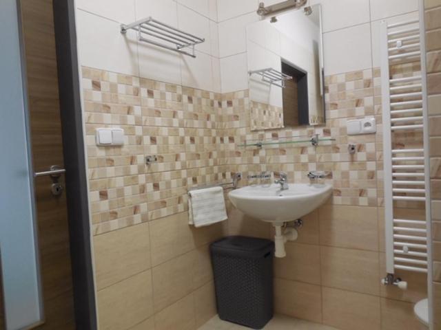 Apartman Kamenice Каменице-над-Липой Экстерьер фото